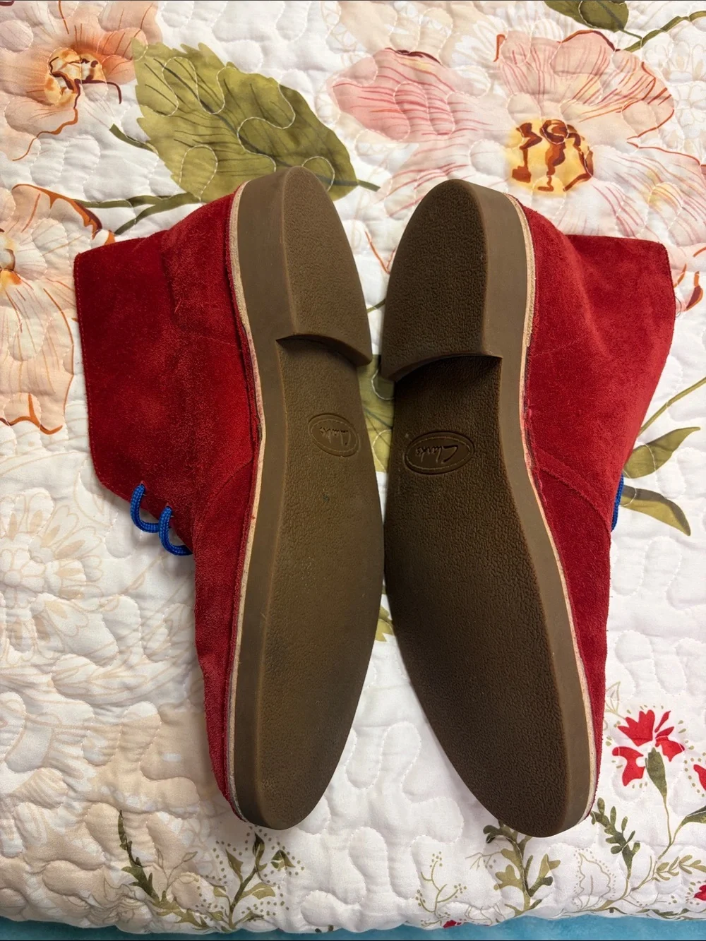 Men's Red Suede leather Clarks Chukka Boots with Blue Laces